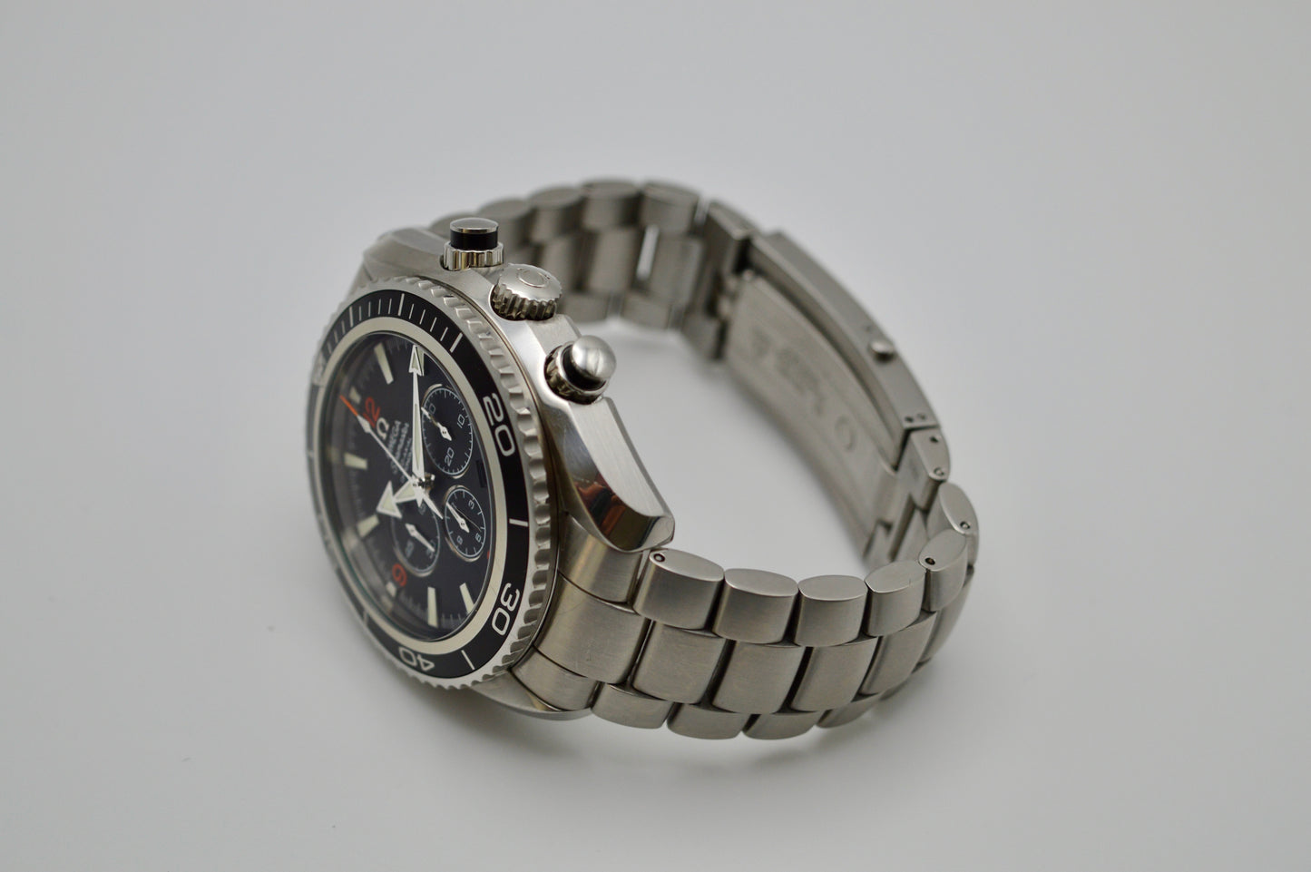 Omega Seamaster Planet Ocean XL Co-Axial Chronograph 45.5 mm 04/2012