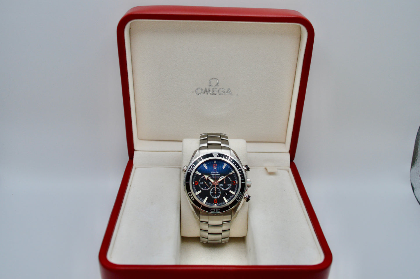 Omega Seamaster Planet Ocean XL Co-Axial Chronograph 45.5 mm 04/2012