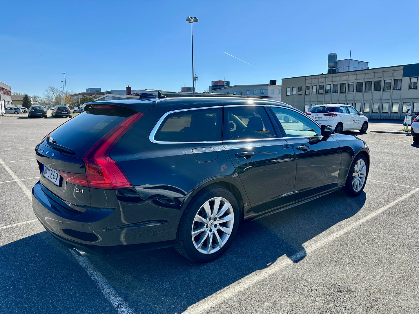 Volvo V90 D4 Momentum Automat Läder 2019